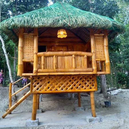 فندق لوبوكْفي  Deluxe Bamboo House By The River المظهر الخارجي الصورة