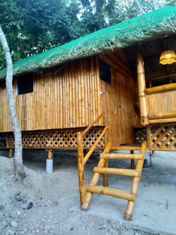 فندق لوبوكْفي  Deluxe Bamboo House By The River المظهر الخارجي الصورة